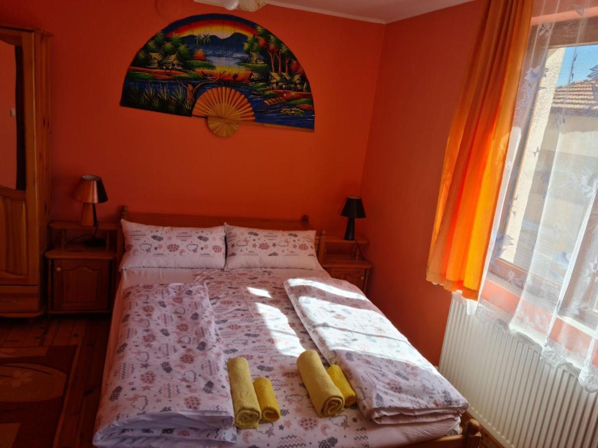 Фън Шуй Къща За Гости 88 Dobriniste Kültér fotó